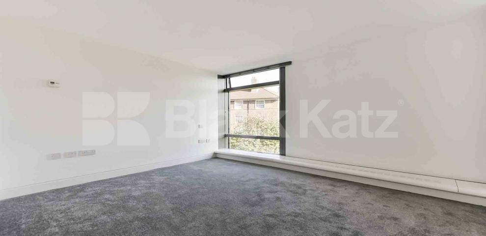 			1 Bedroom, 1 bath, 1 reception Apartment			 Parliament View, Lambeth Bridge, Waterloo